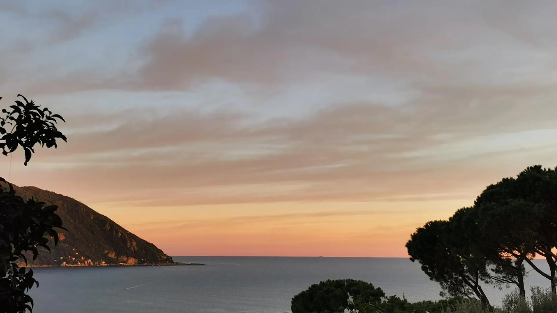 Vila Counting Stars Recco